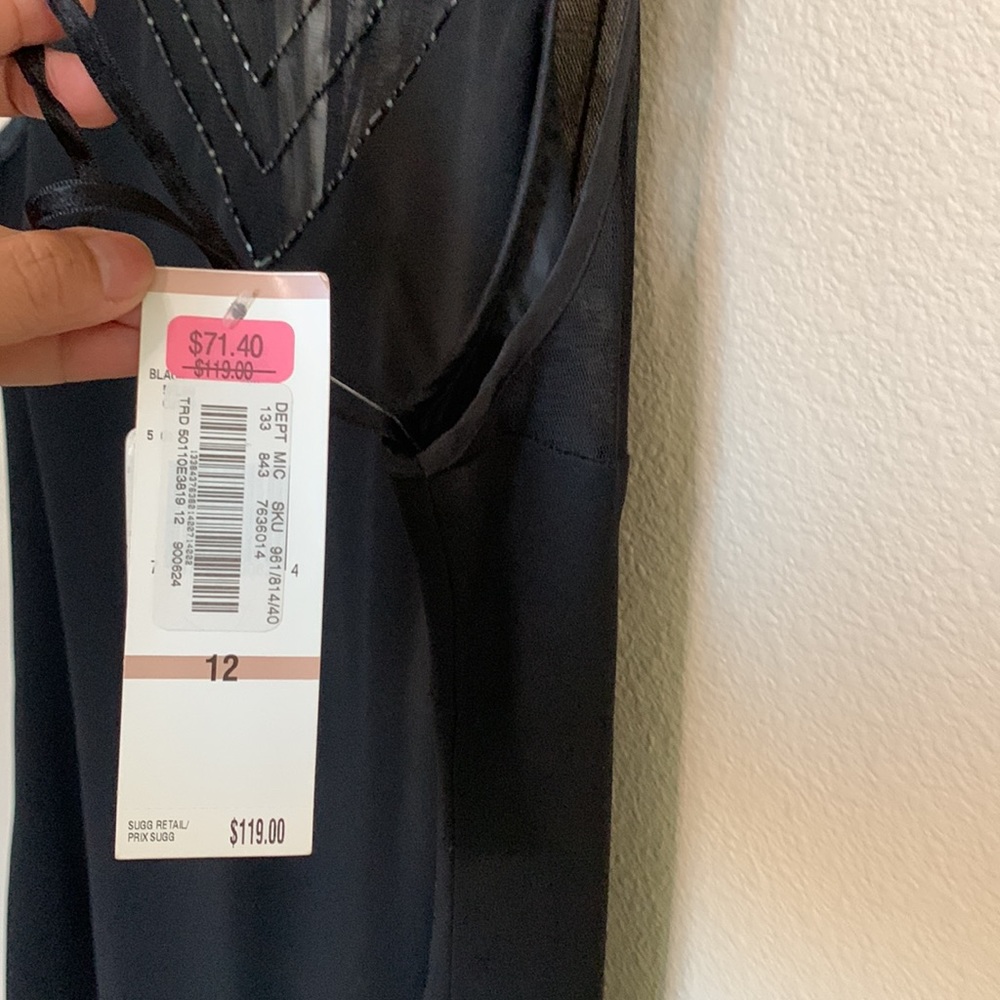 Evan Picone Classic Black dress with beads - Picture 13 of 14